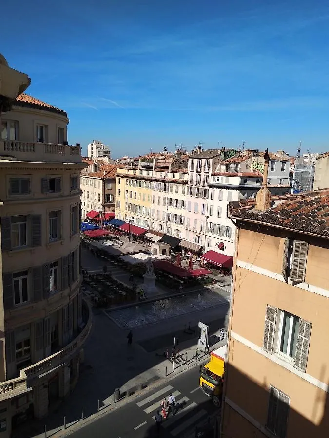 Duplex Vieux Port Appartement Complet 4 Couchages Climatise Entire Apartment 2 Beds For 4 Persons Marseille France