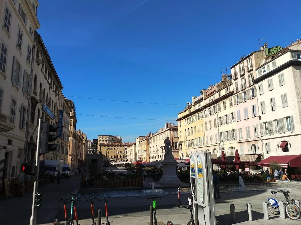 Duplex Vieux Port Appartement Complet 4 Couchages Climatise Entire Apartment 2 Beds For 4 Persons Marseille