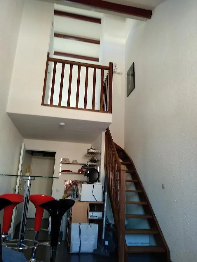 Duplex Vieux Port Appartement Complet 4 Couchages Climatise Entire Apartment 2 Beds For 4 Persons Marseille