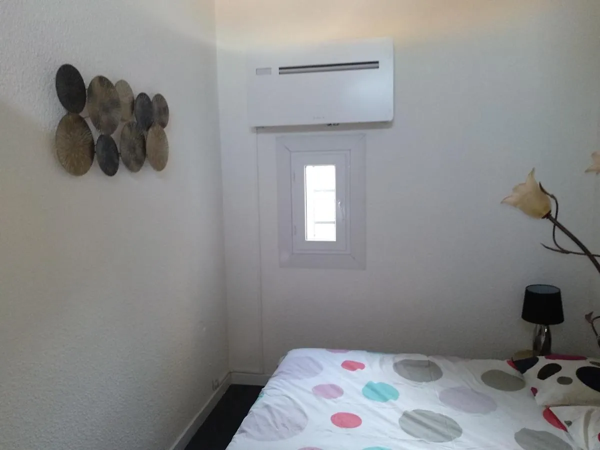 Duplex Vieux Port Appartement Complet 4 Couchages Climatise Entire Apartment 2 Beds For 4 Persons Marseille
